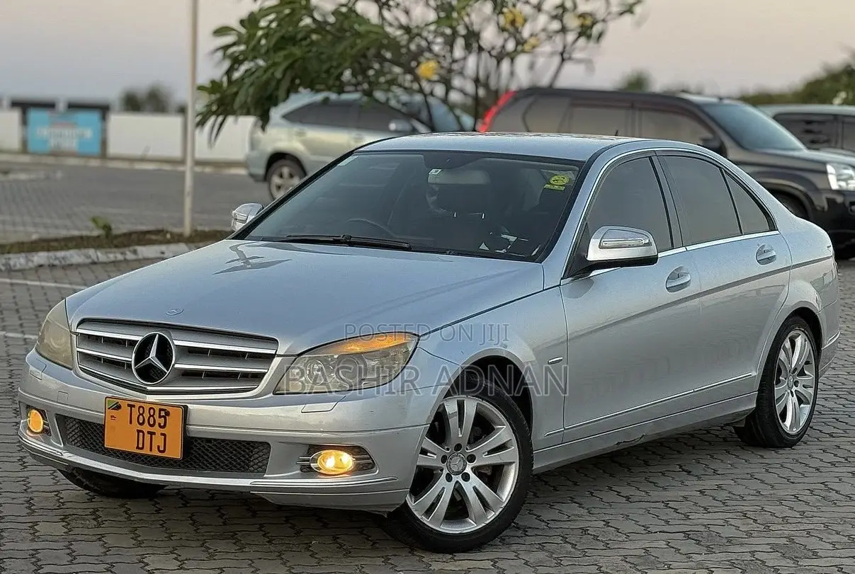 Mercedes-Benz C-Class 2007 Gray