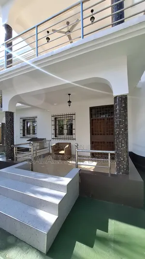 14bedrooms Villar Appartment