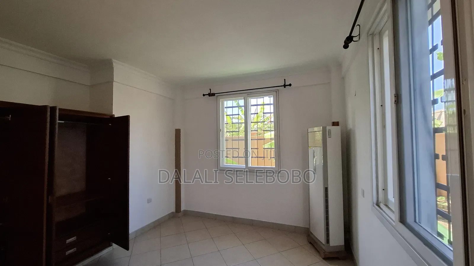16bdrm Villa in Mbez Beach Afrikana for rent