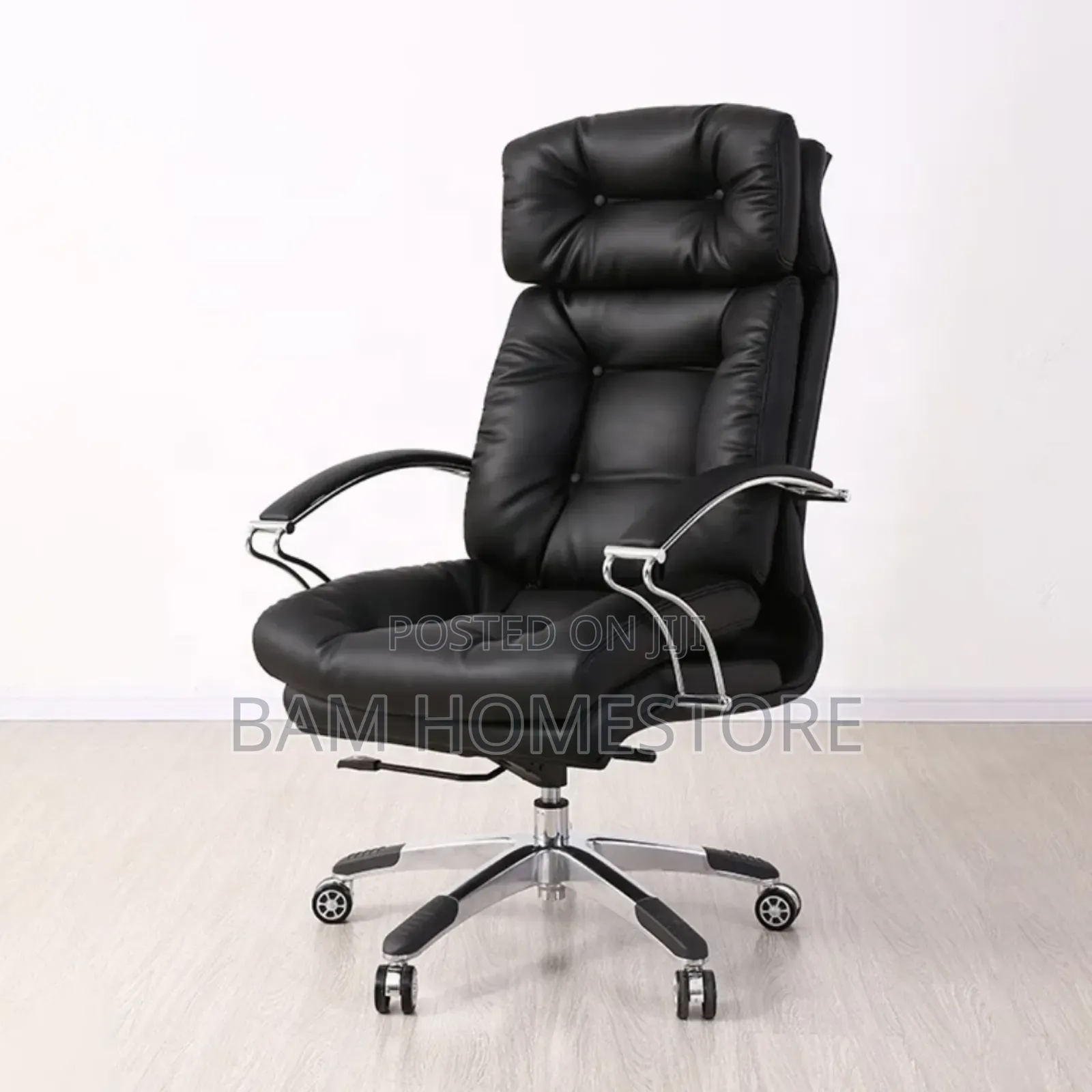 Plush Tufted Executive Office Chair