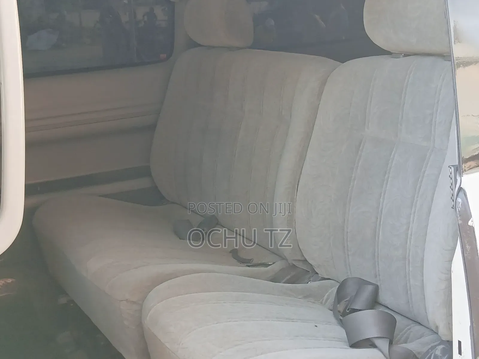 Toyota Noah 2002 White