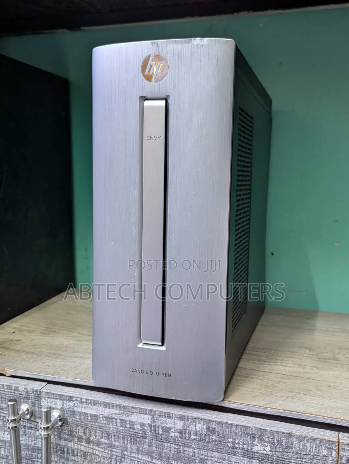 Desktop Computer HP Envy 750 8GB Intel Core I5 HDD 500GB