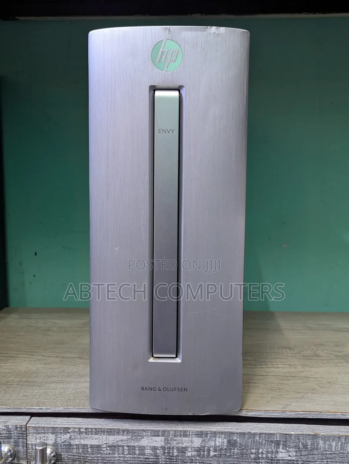 Desktop Computer HP Envy 750 8GB Intel Core I5 HDD 500GB