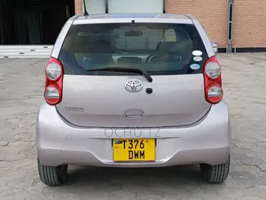 Toyota Passo 2011 Beige