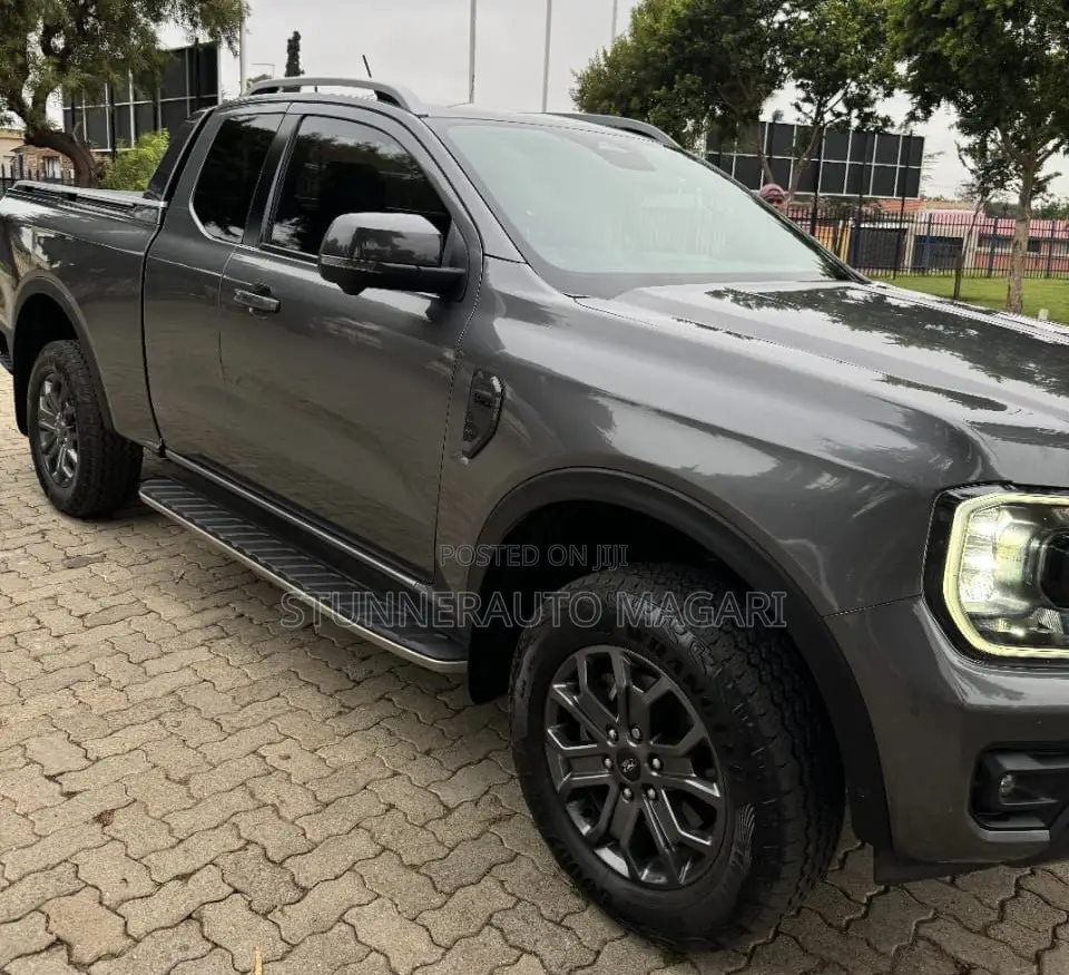New Ford Ranger 2025 Gray