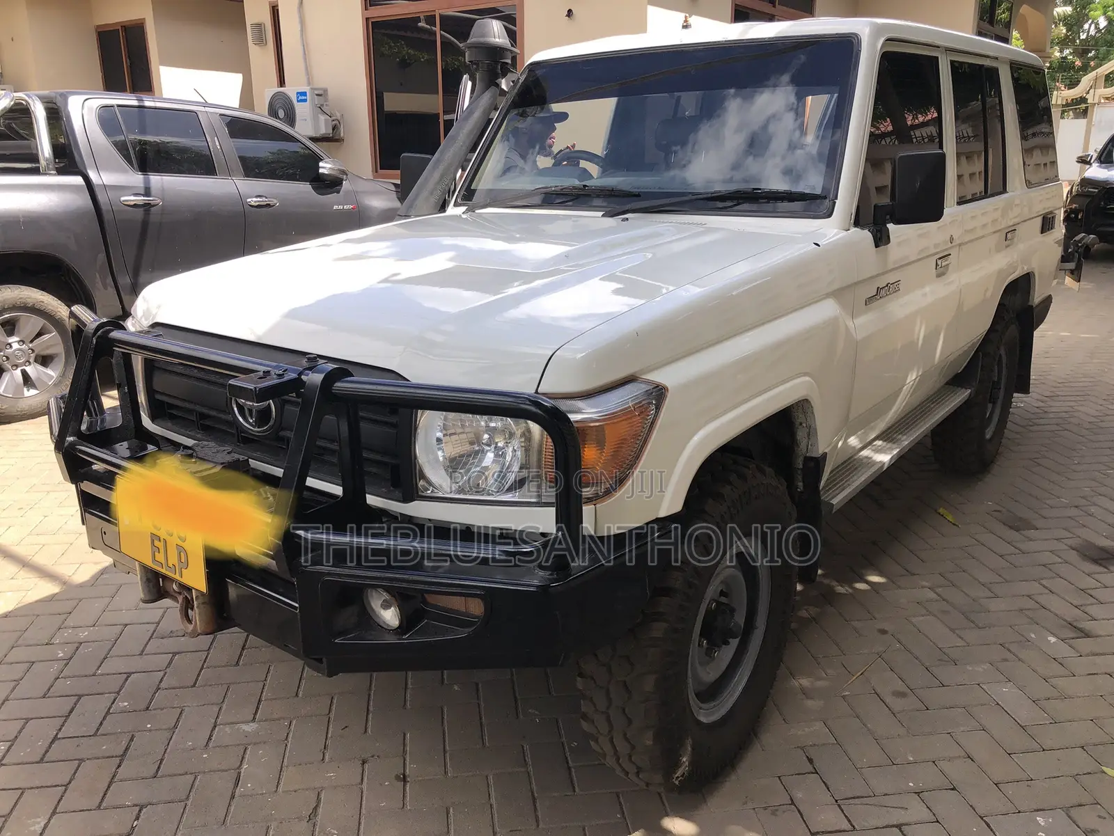 Toyota Land Cruiser 2019 White