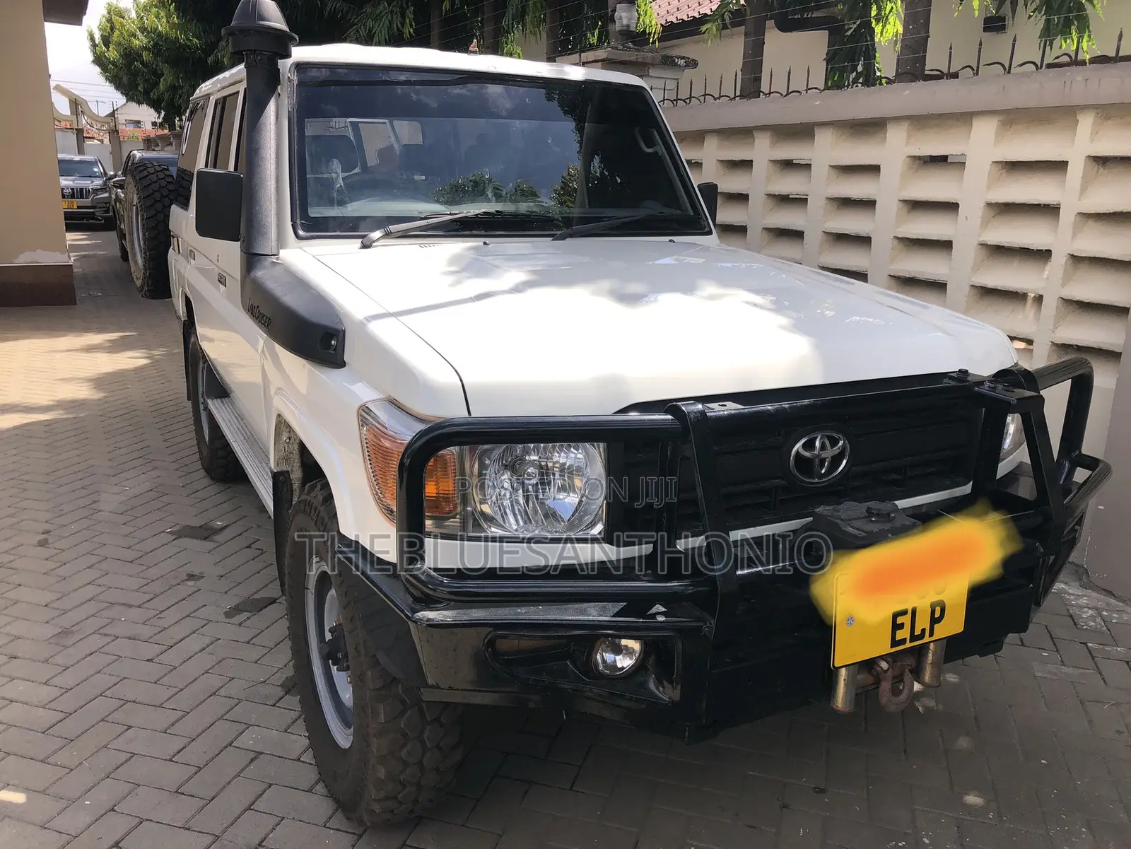Toyota Land Cruiser 2019 White