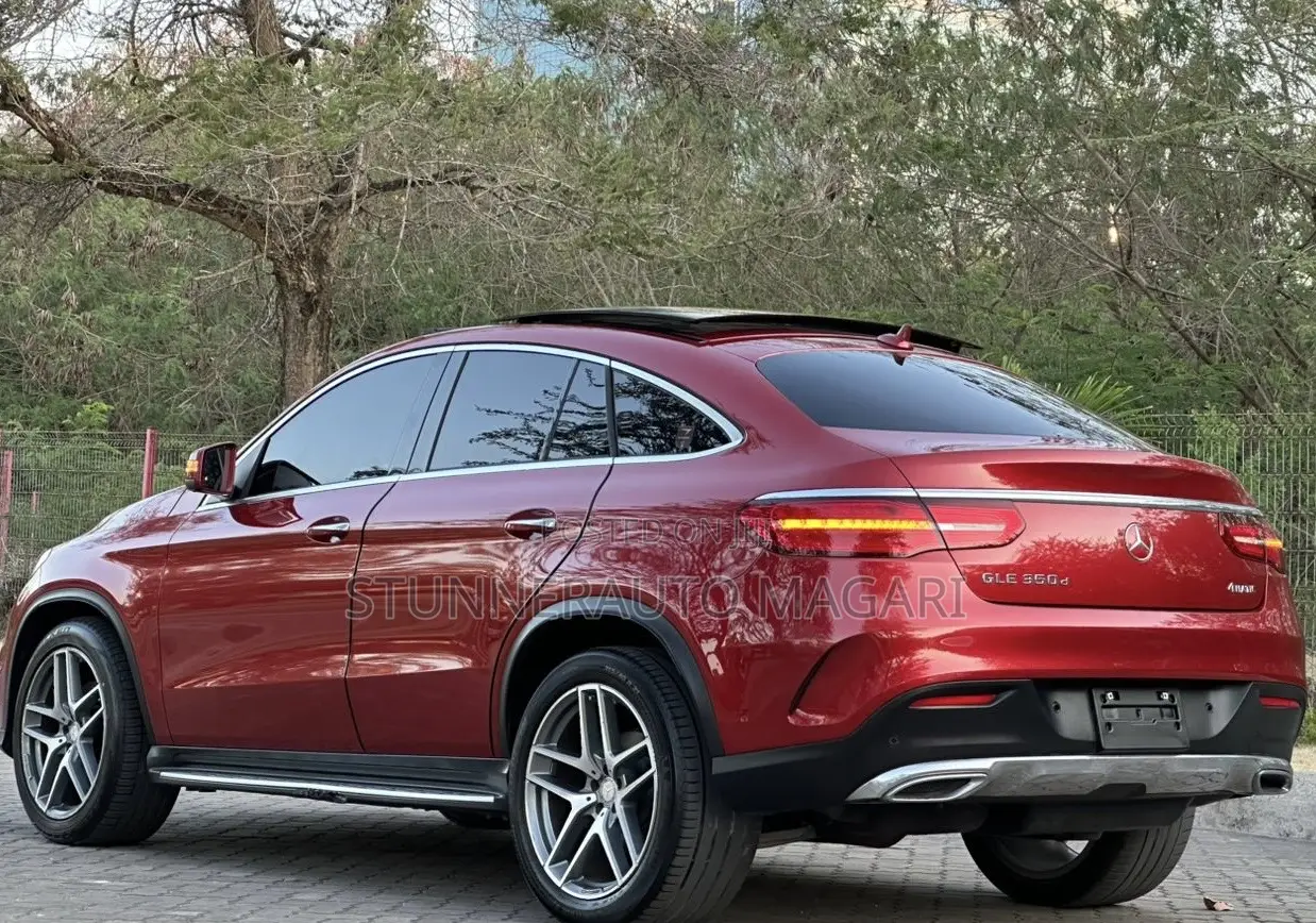Mercedes-Benz GLE-Class 2017 Red