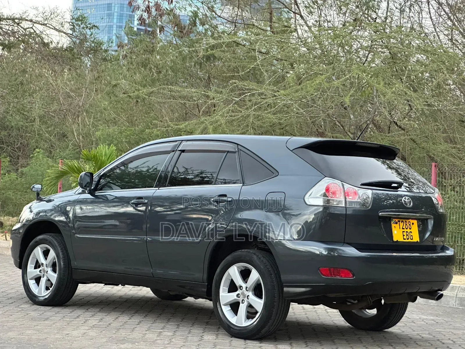 Toyota Harrier 2.4 4WD 2006 Gray