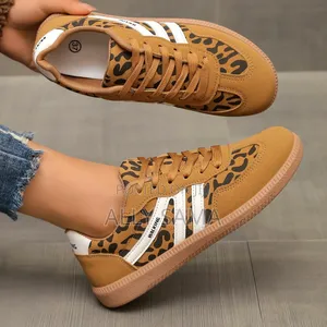 Women Sneakers Walking Material Leather