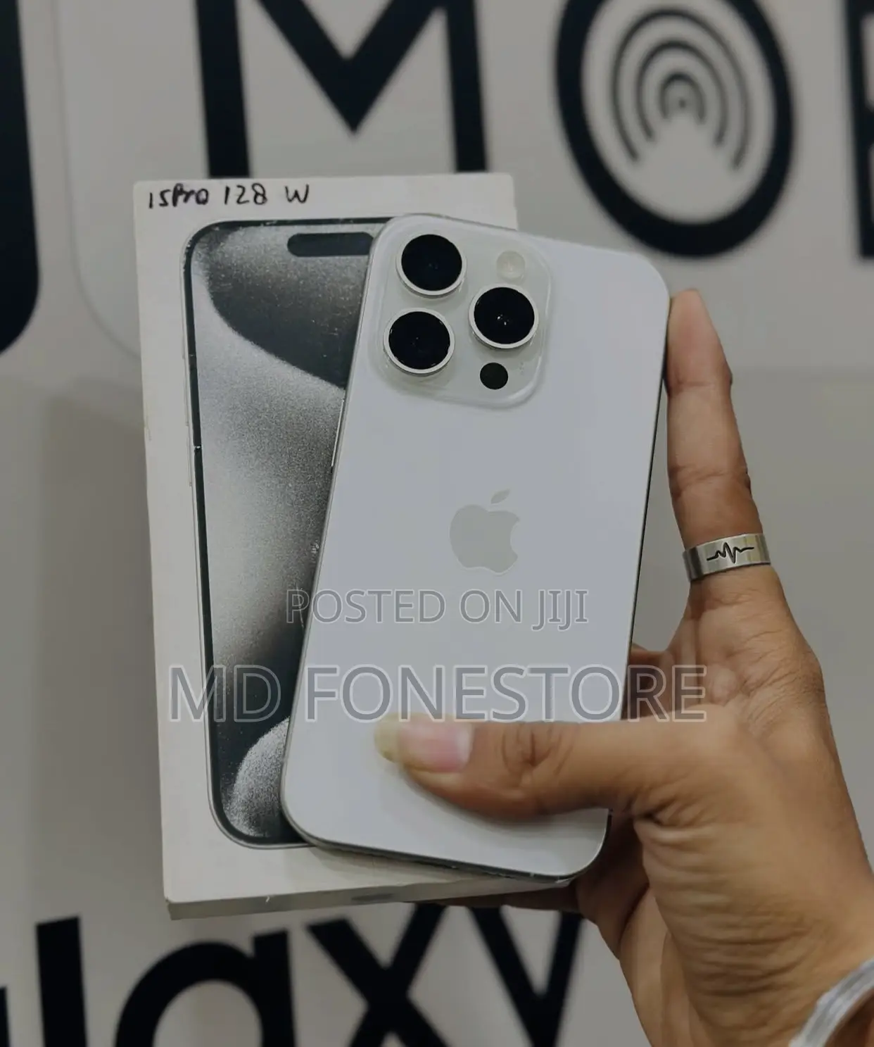 New Apple iPhone 15 Pro 128 GB Silver