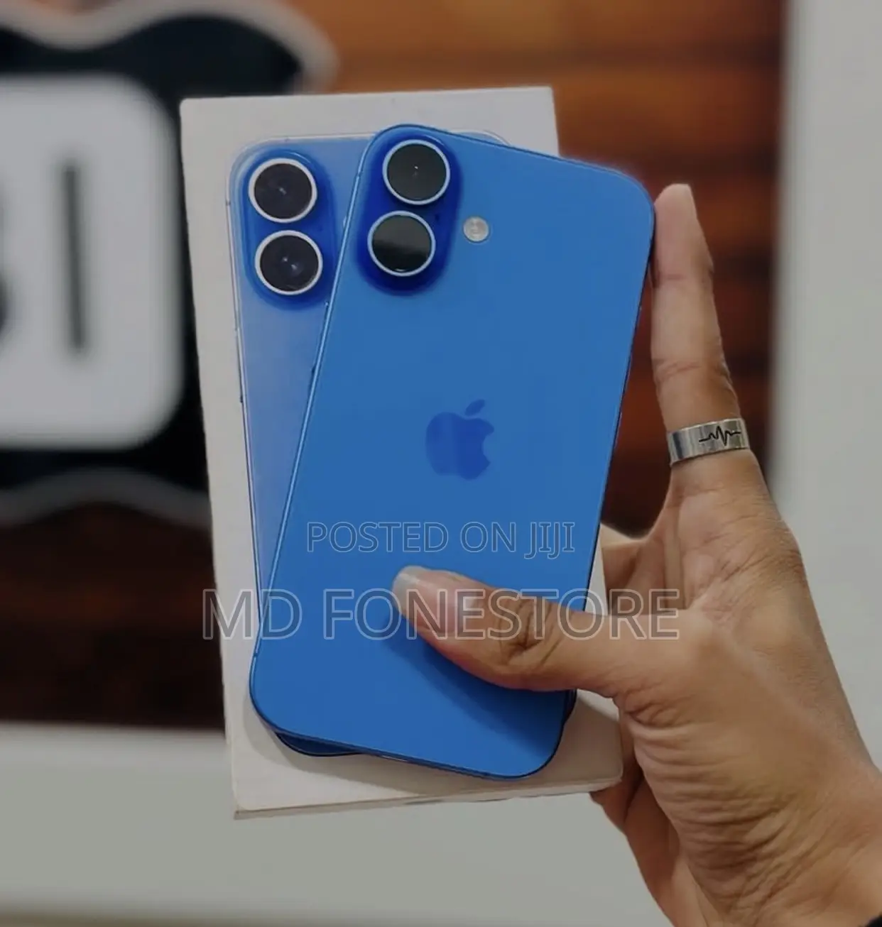 New Apple iPhone 16 128 GB Blue