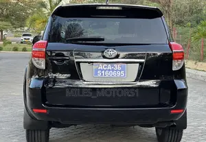 Toyota Vanguard 2012 Black