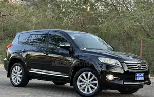 Toyota Vanguard 2012 Black