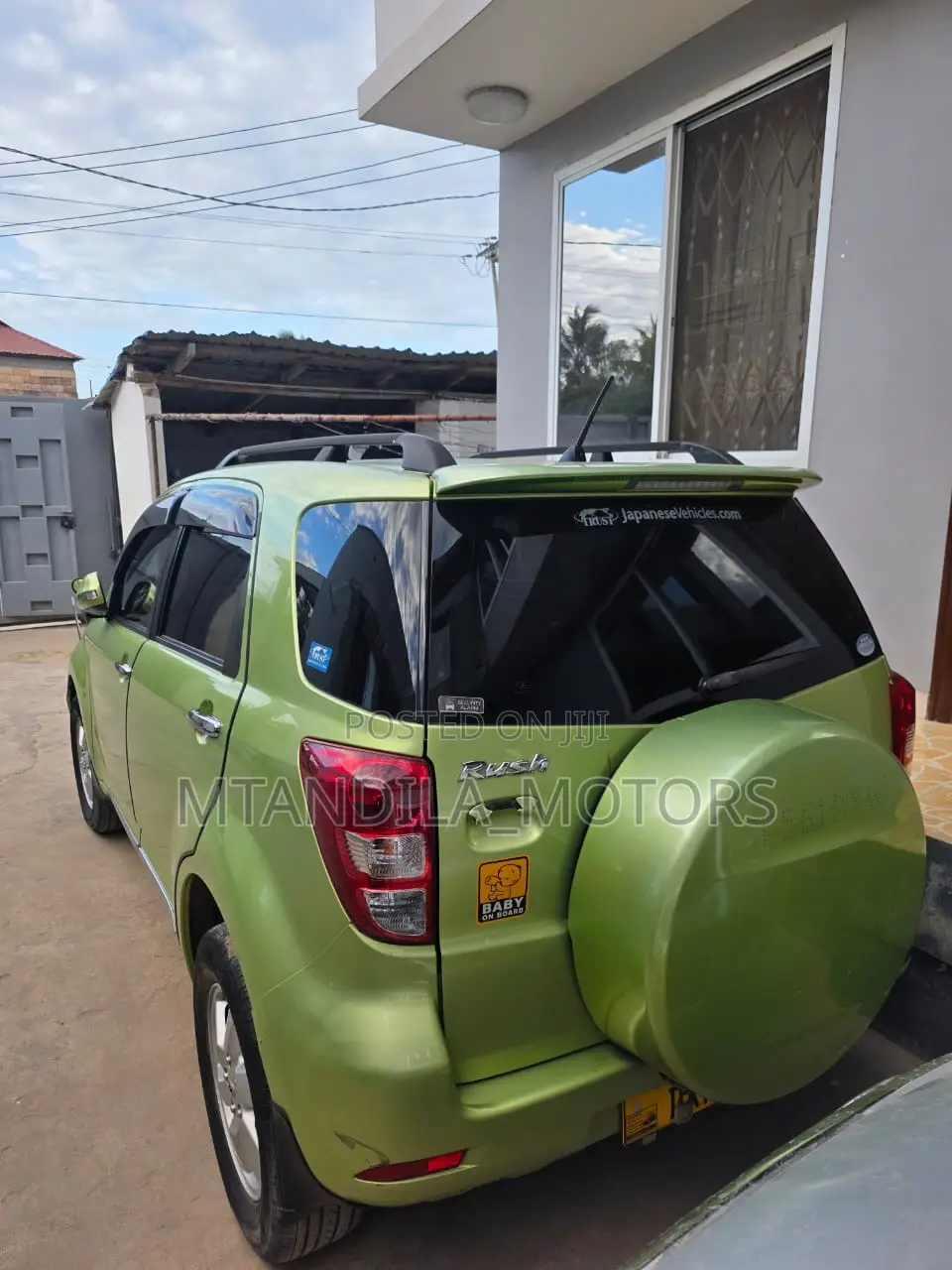 Toyota Rush 1.5 AWD 2010 Green