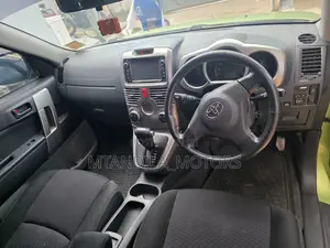 Toyota Rush 1.5 AWD 2010 Green
