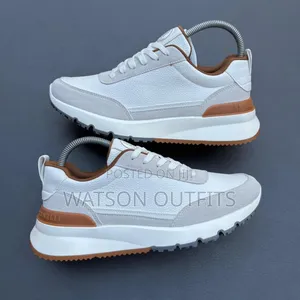 Men's Shoes or Sneakers or Raba Very Very Classic and Modern