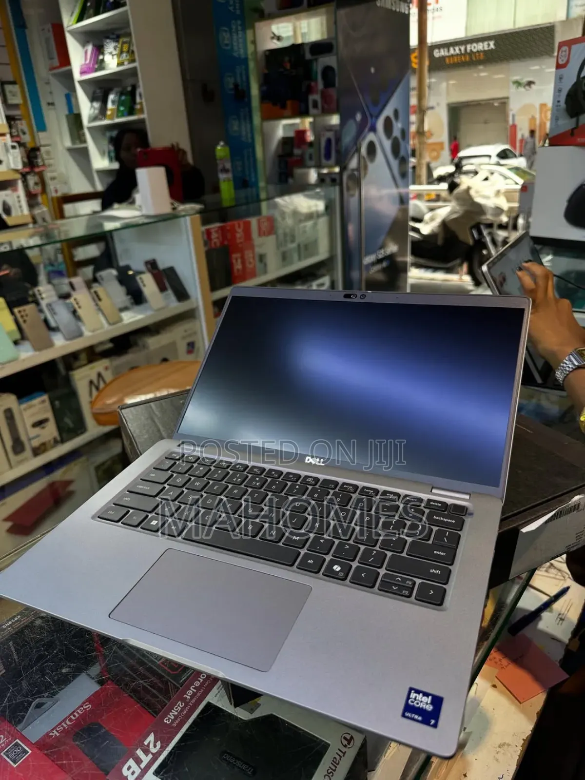 New Laptop Dell Latitude 5450 16GB Intel Core Ultra 7 SSD 512GB