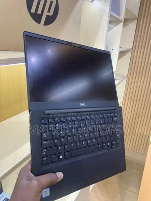 Laptop Dell Latitude 7390 8GB Intel Core I5 SSD 256GB