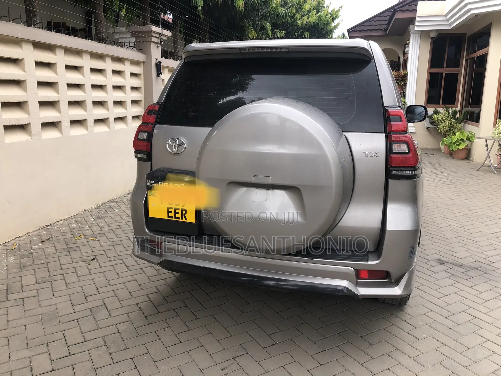Toyota Land Cruiser Prado 2017 Gray