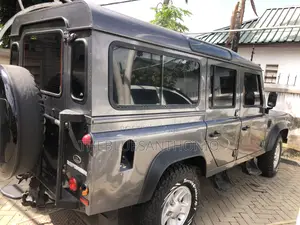Land Rover Defender 2015 Gray