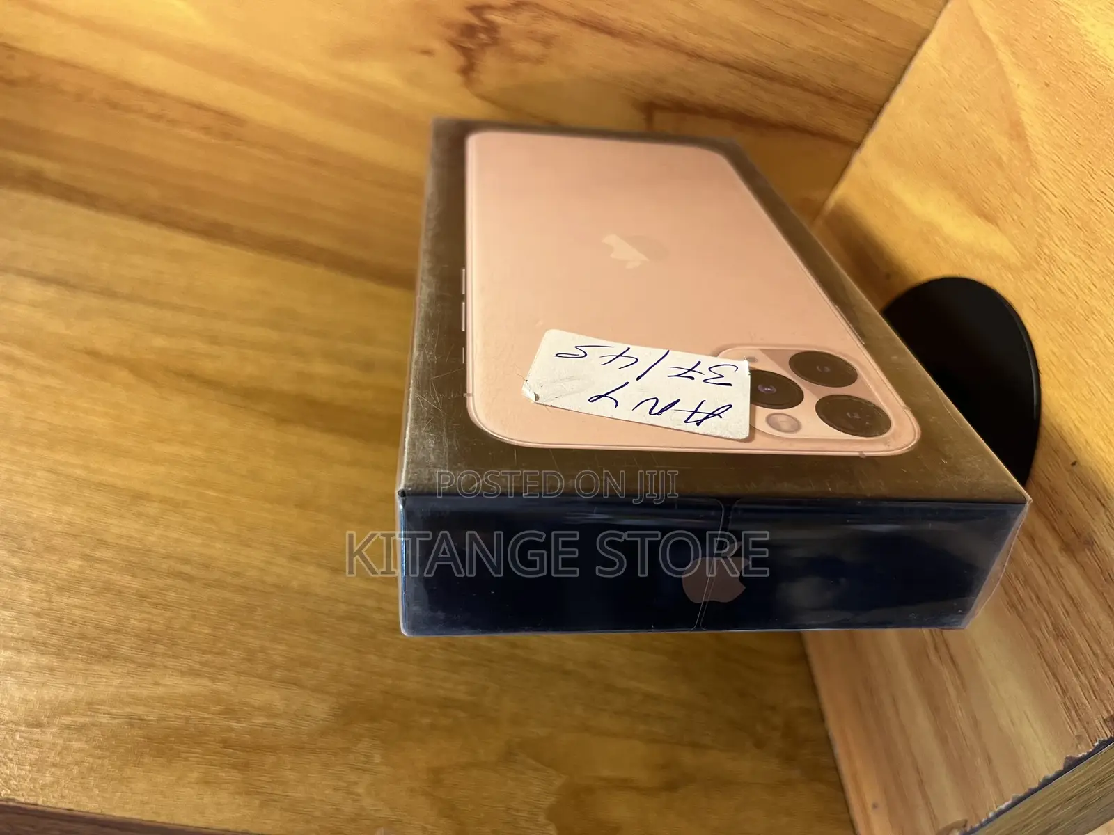 New Apple iPhone 11 Pro Max 256 GB Gold
