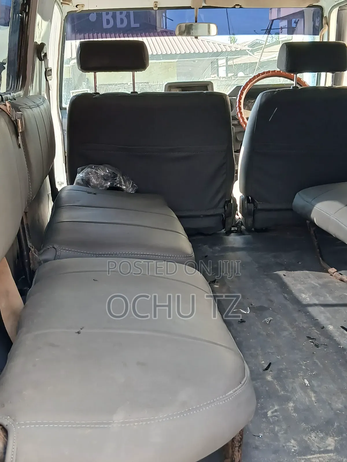 Toyota Land Cruiser 1998 White