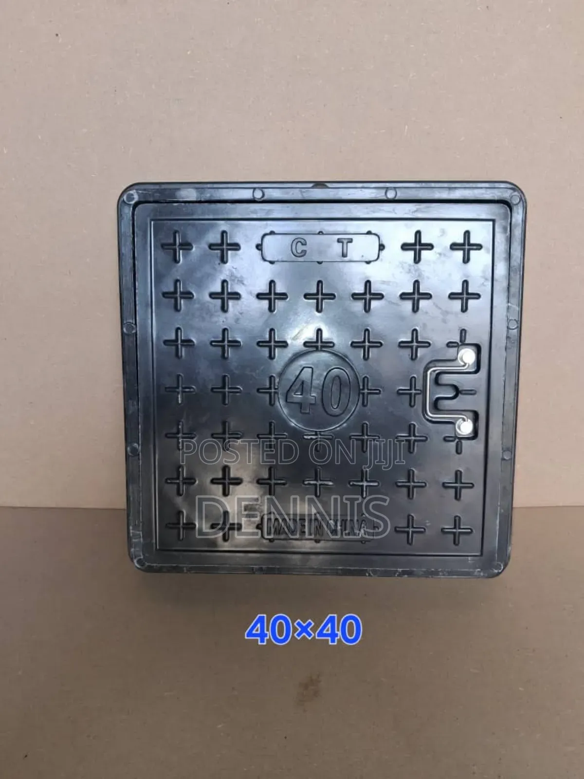 Manhole Cover Ya Fiber 40x40cm