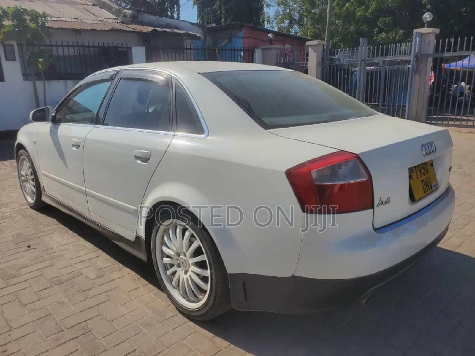 Audi A4 2004 White