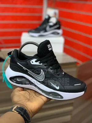 Nike Zoom Sneakers