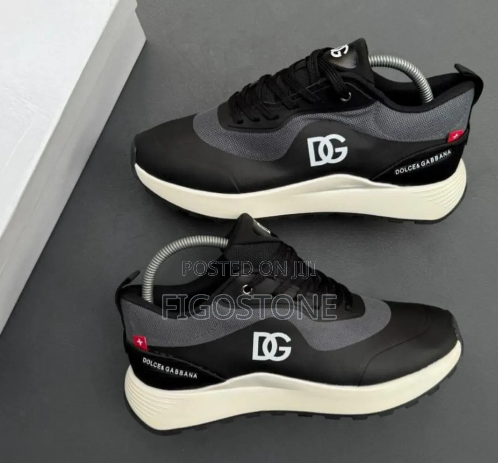 Dolce and Gabbana Dg Sneakers