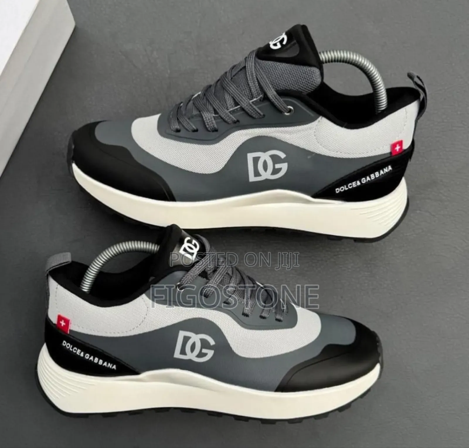 Dolce and Gabbana Dg Sneakers