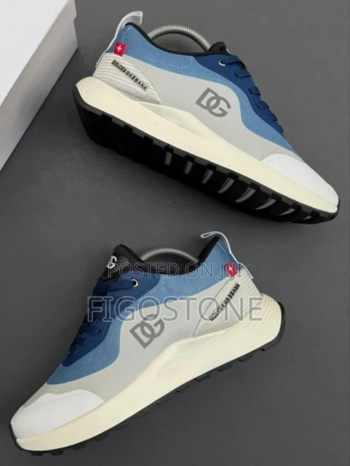 Dolce and Gabbana Dg Sneakers