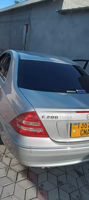 Mercedes-Benz C200 2008 Silver