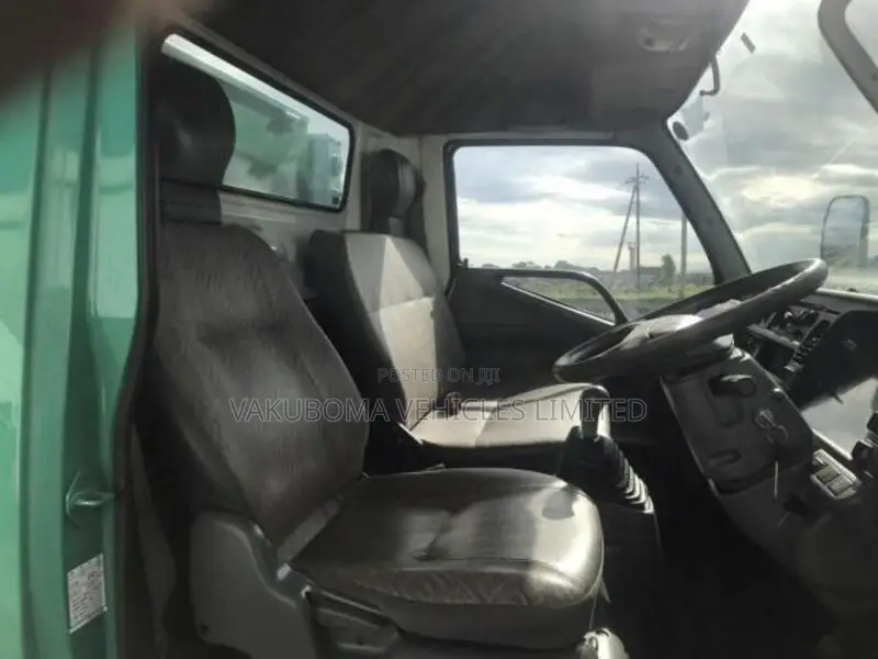 Mitsubishi Canter Truck