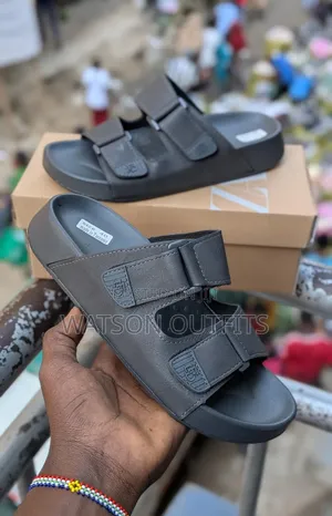 Men's or Male Sandals With Exciting and Classical Looking