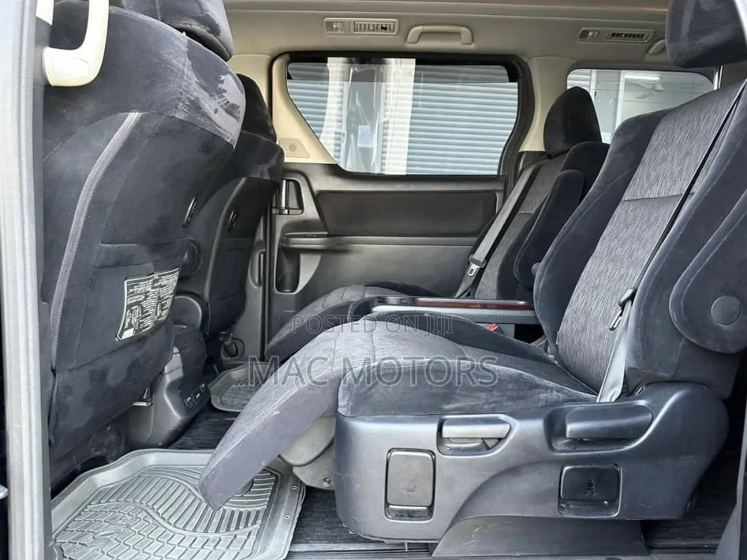 Toyota Alphard 2010 Black