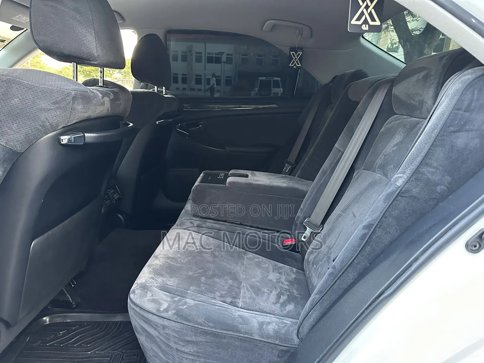 Toyota Crown 2005 White