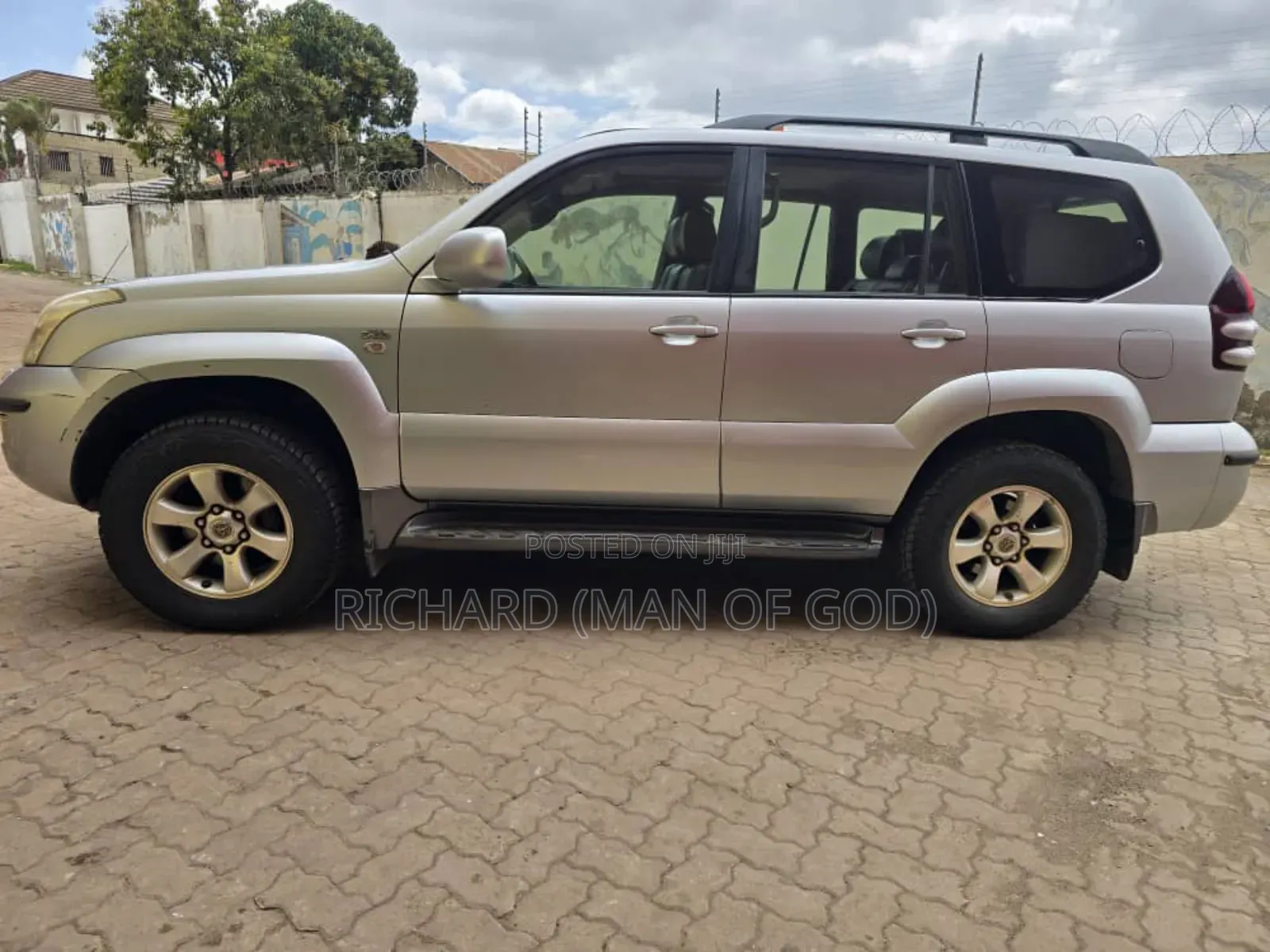 Toyota Land Cruiser Prado 2005 Silver
