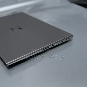 New Laptop HP ZBook Studio 32GB Intel Core I9 SSD 512GB