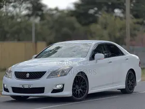 Toyota Crown 2009 White