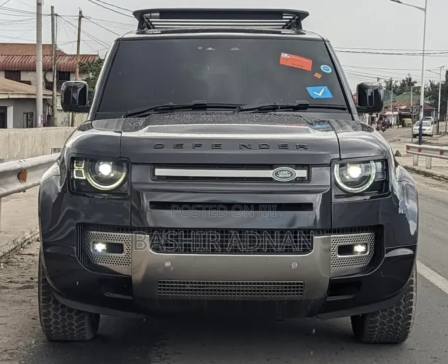 Land Rover Defender X-Dynamic SE 2024 Gray