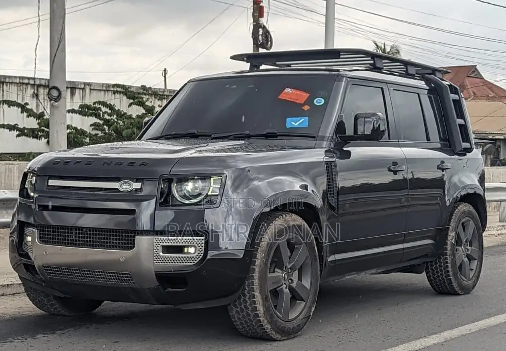 Land Rover Defender X-Dynamic SE 2024 Gray