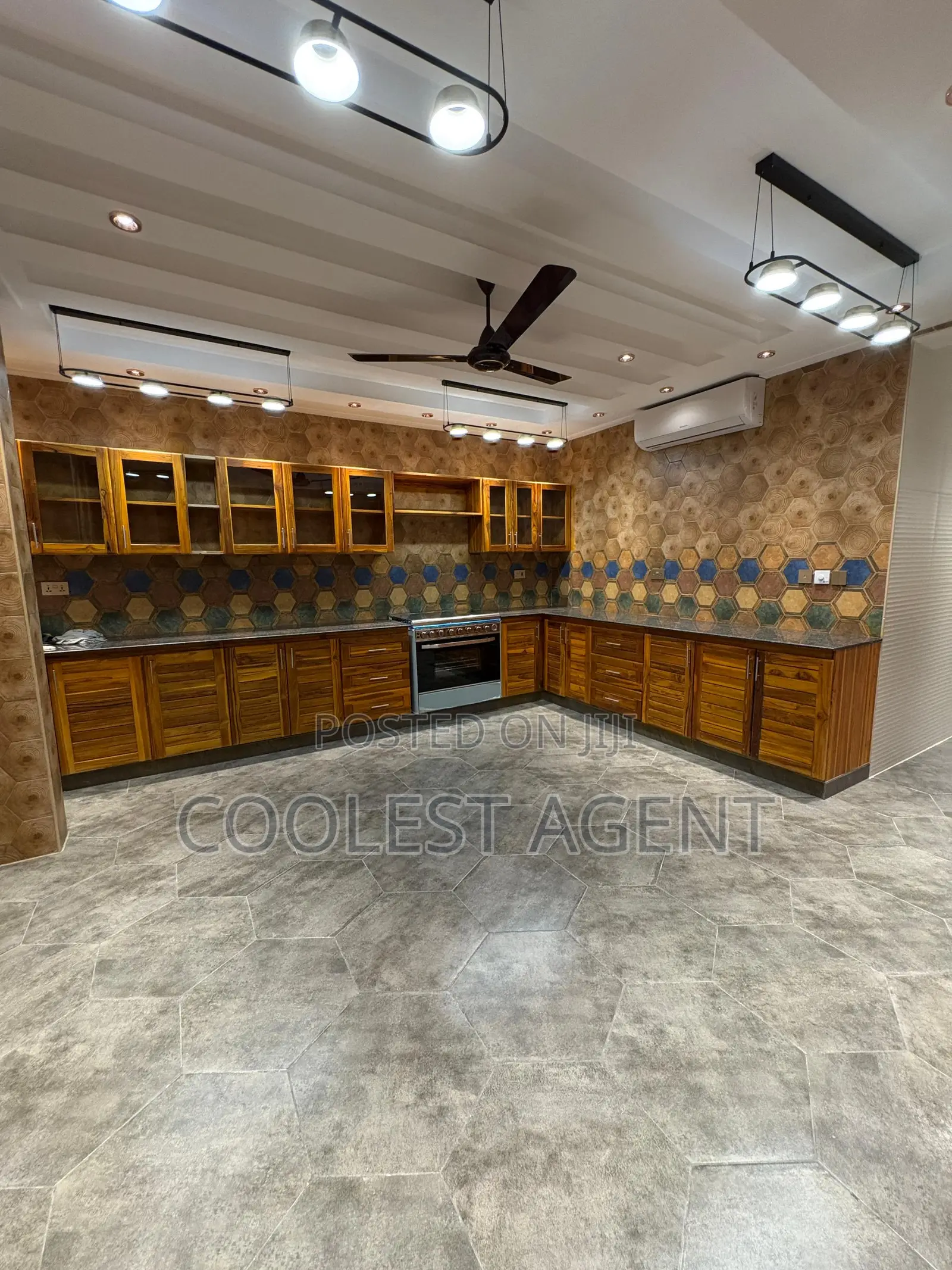 Furnished 3bdrm Apartment in Coolest Estate, Upanga East for rent