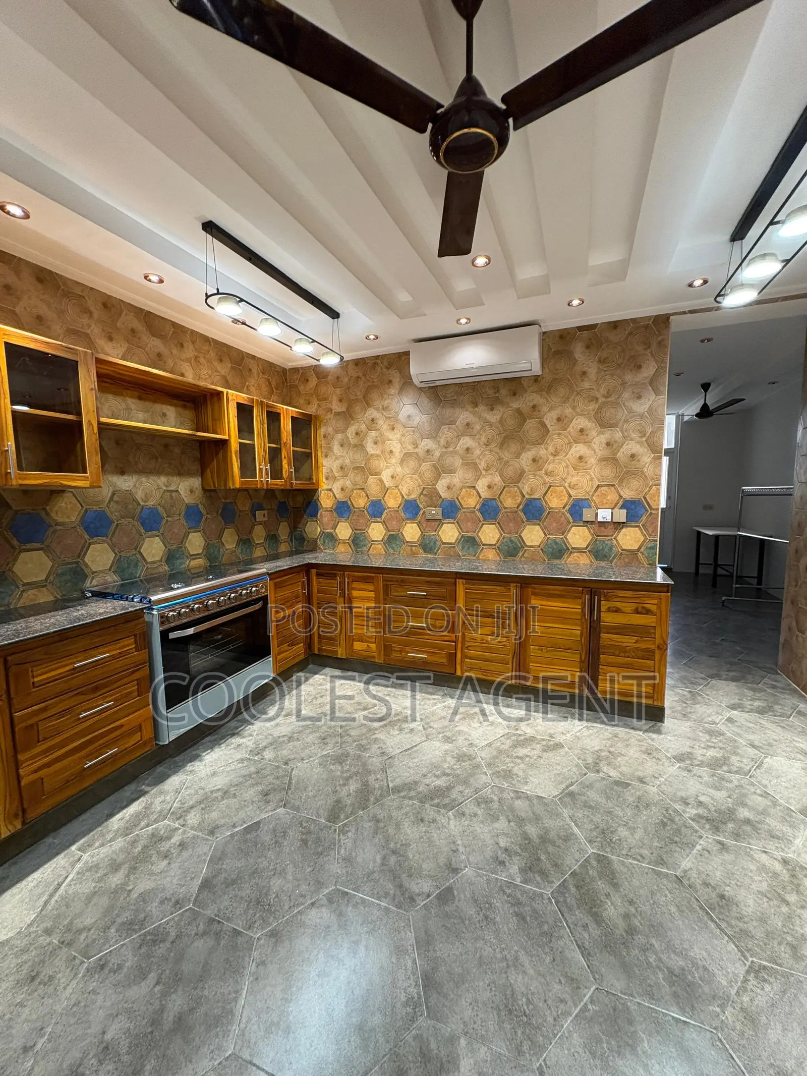 Furnished 3bdrm Apartment in Coolest Estate, Upanga East for rent