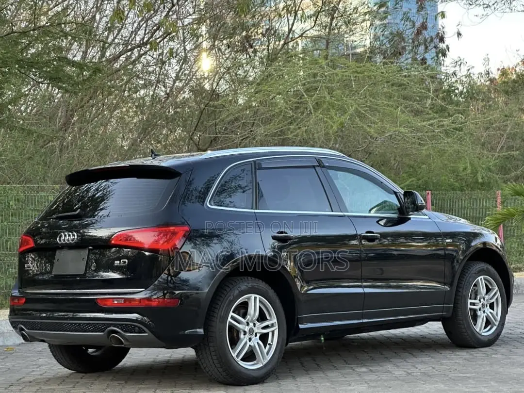 Audi Q5 2015 Black