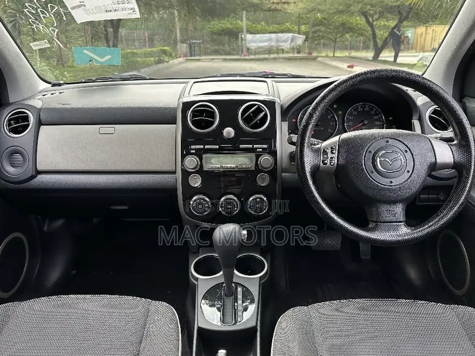 Mazda Verisa 2008 Maroon