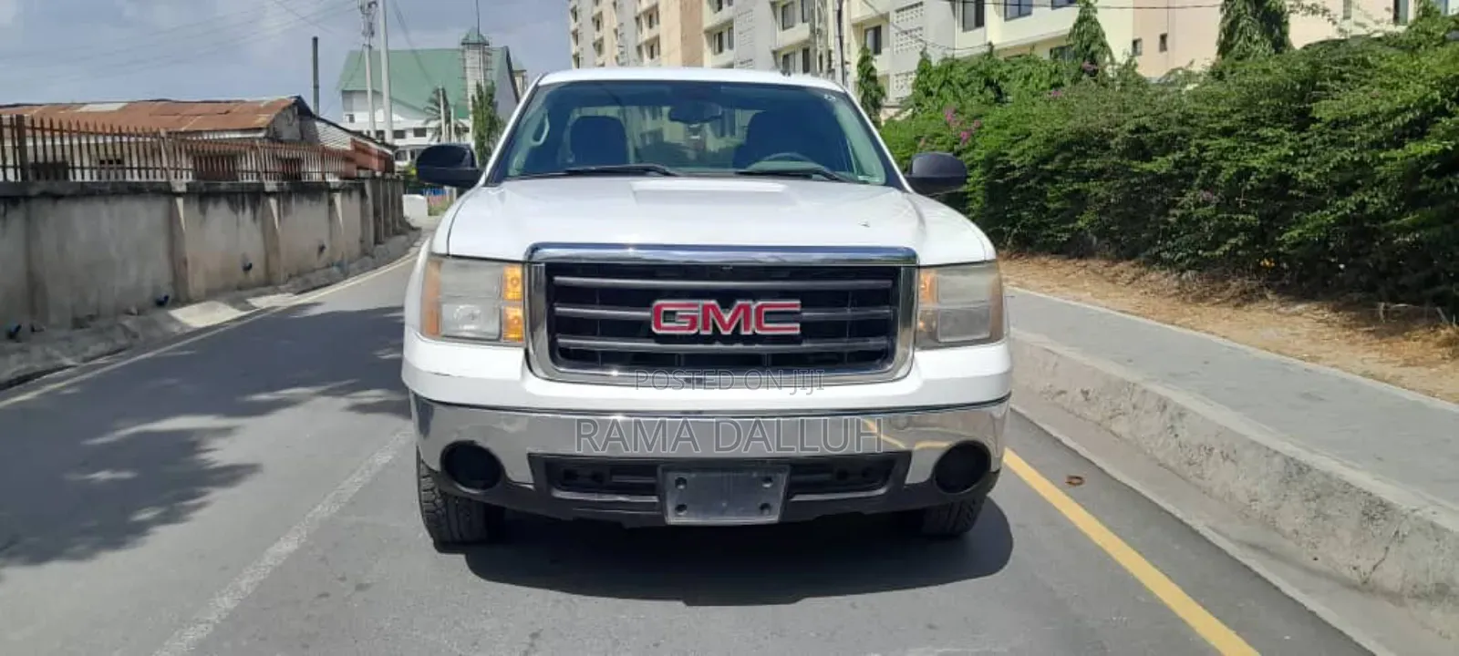 GMC Sierra 2006 White