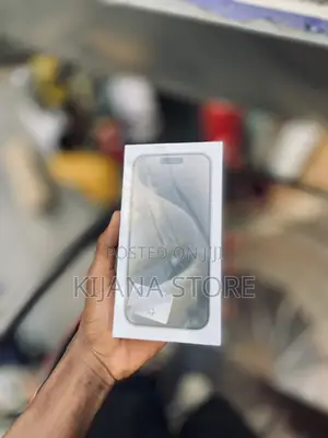 New Apple iPhone 15 Pro Max 256 GB Silver