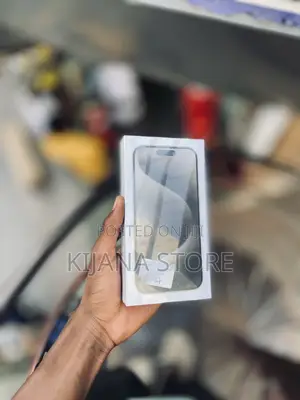 New Apple iPhone 15 Pro Max 256 GB Silver